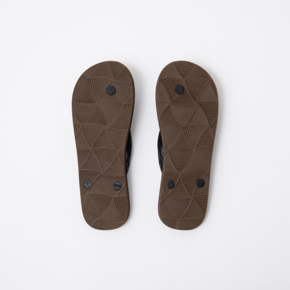 BEACH SANDAL