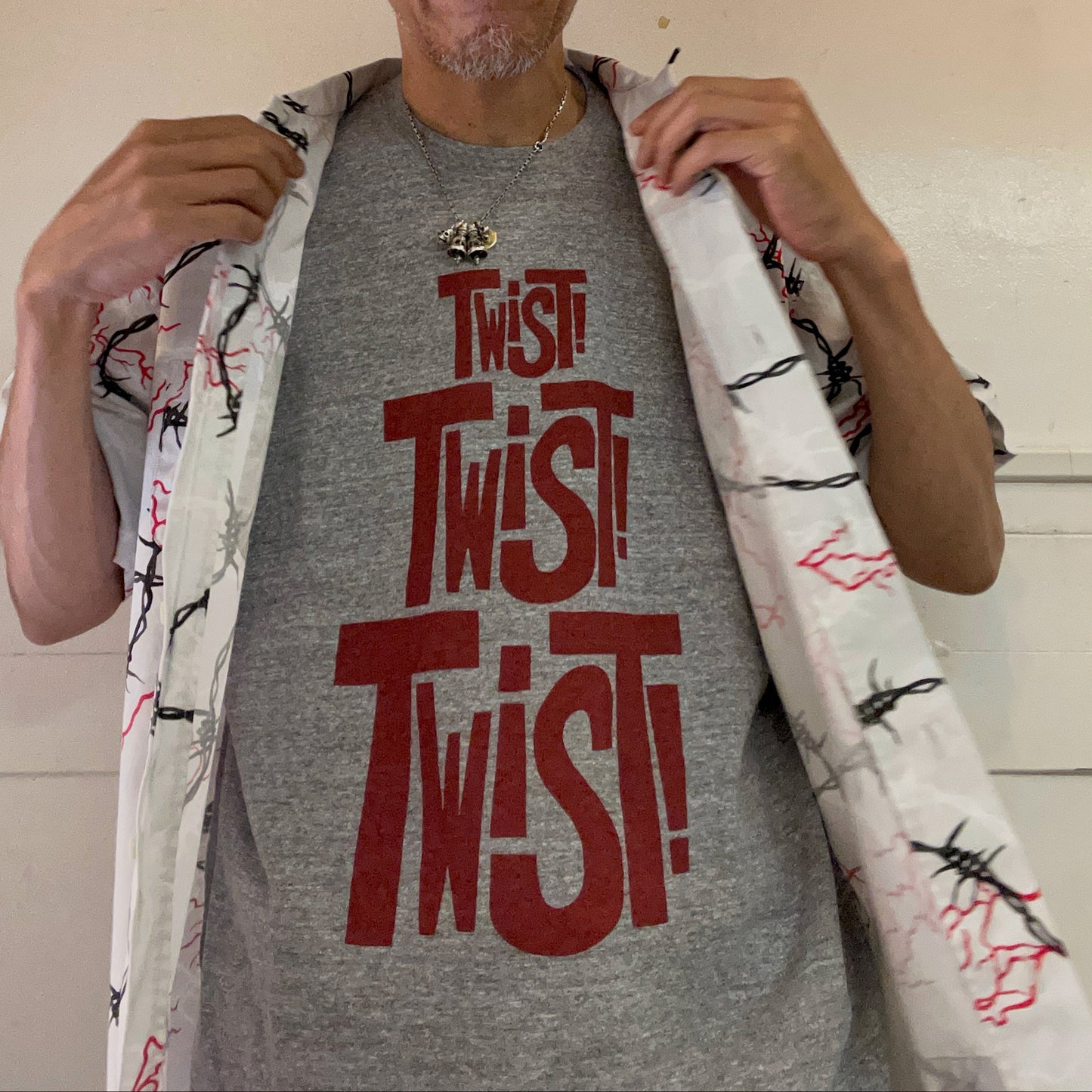 Twist TEE