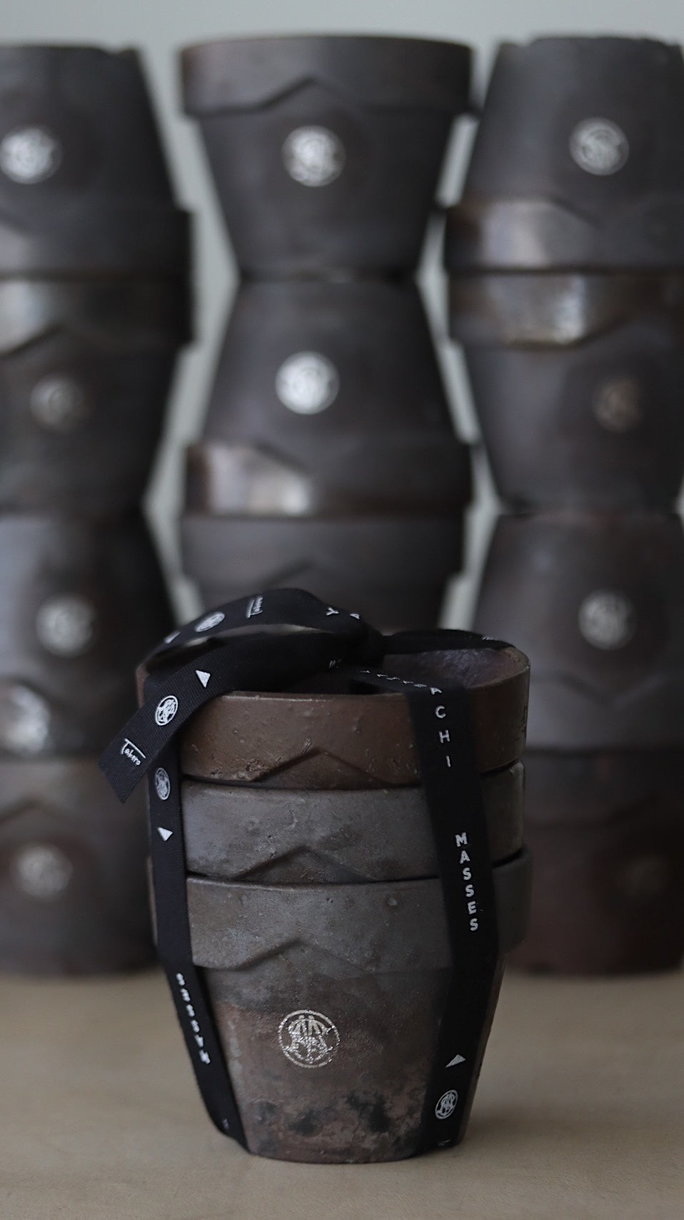 MASSES x 芽の巣山 TAKERO POT I IRON CHARCOAL