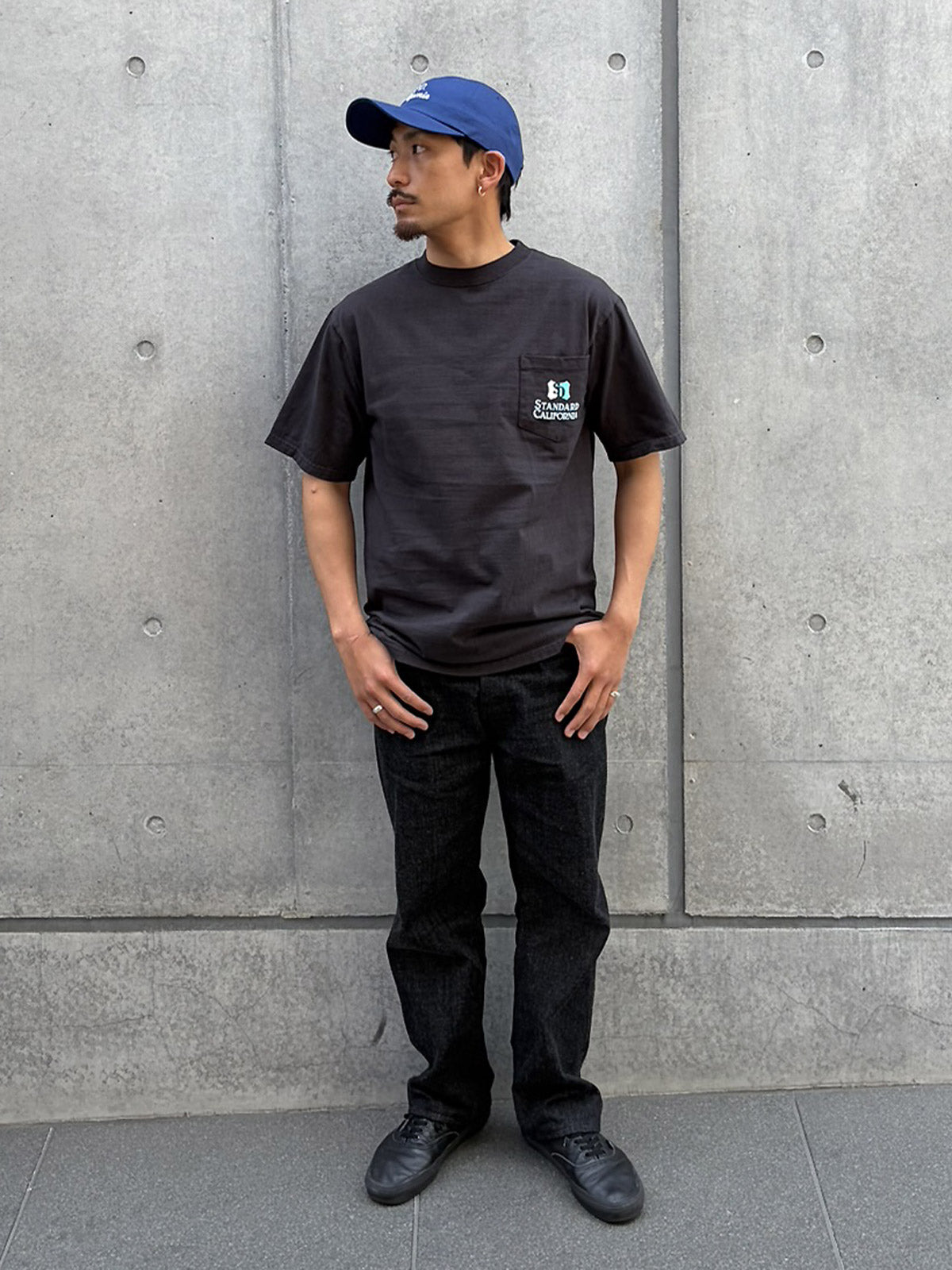 SD Heavyweight Shield Logo Pocket T