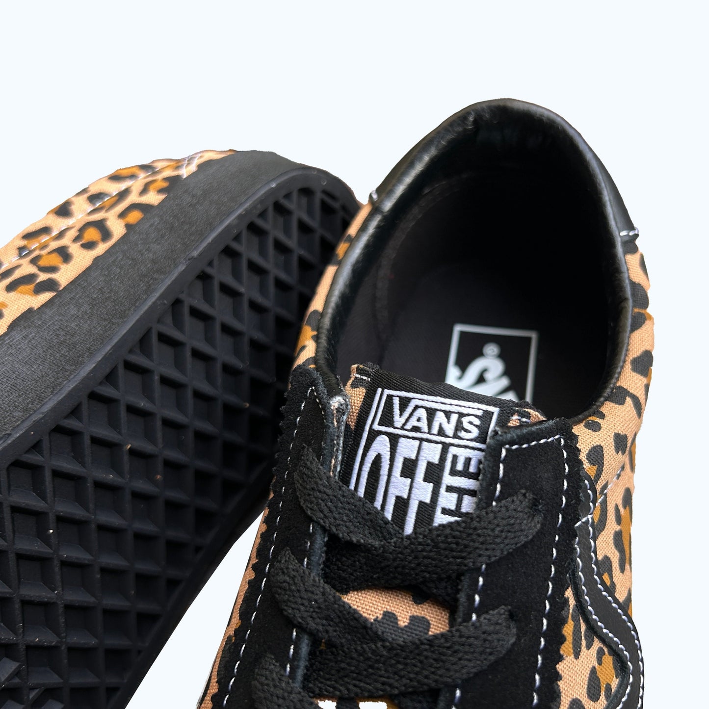 Sports Low / Leopard