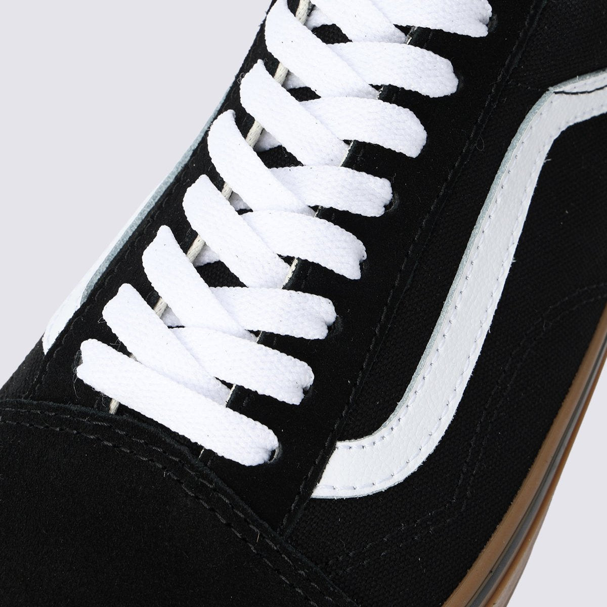 Old Skool / Black Medium Gum